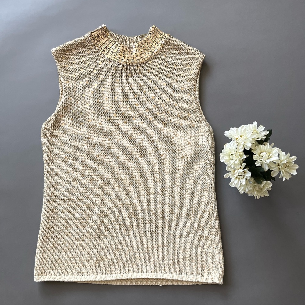 Carlisle Gold Mock Neck Sleeveless Sweater, size XL
